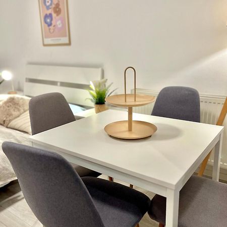 Apartment Robin - Old Town Μπρατισλάβα Εξωτερικό φωτογραφία